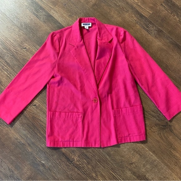 Sag Harbor Jackets & Blazers - Vintage Prophecy by Sag Harbor Hot Pink oversized Blazer